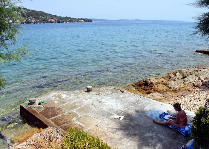 By The Sea Kali, Ugljan - 8270 Кали