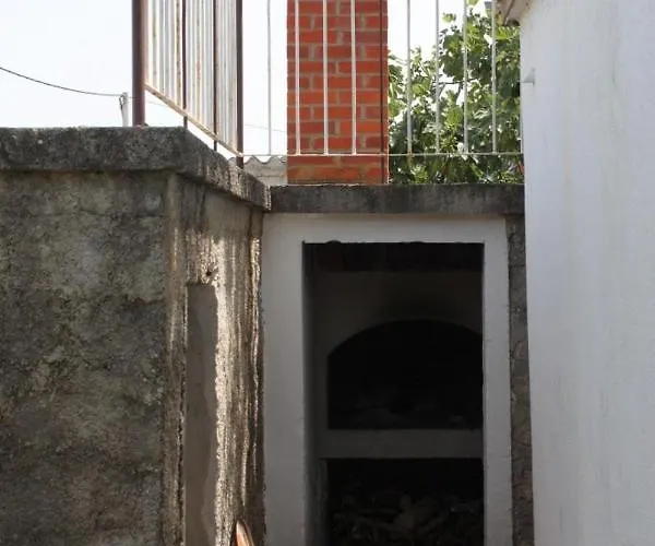 By The Sea Kali, Ugljan - 8270 Апартаменты